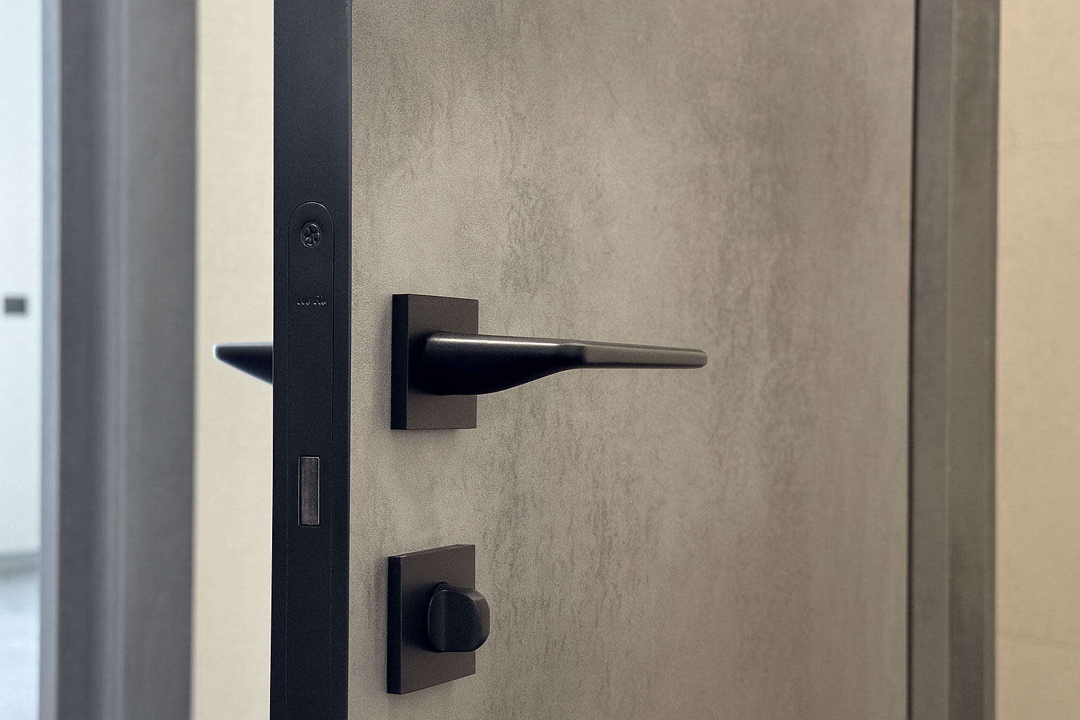 Ремонт в ЖК Варшавський – пакетне рішення “Базовий”