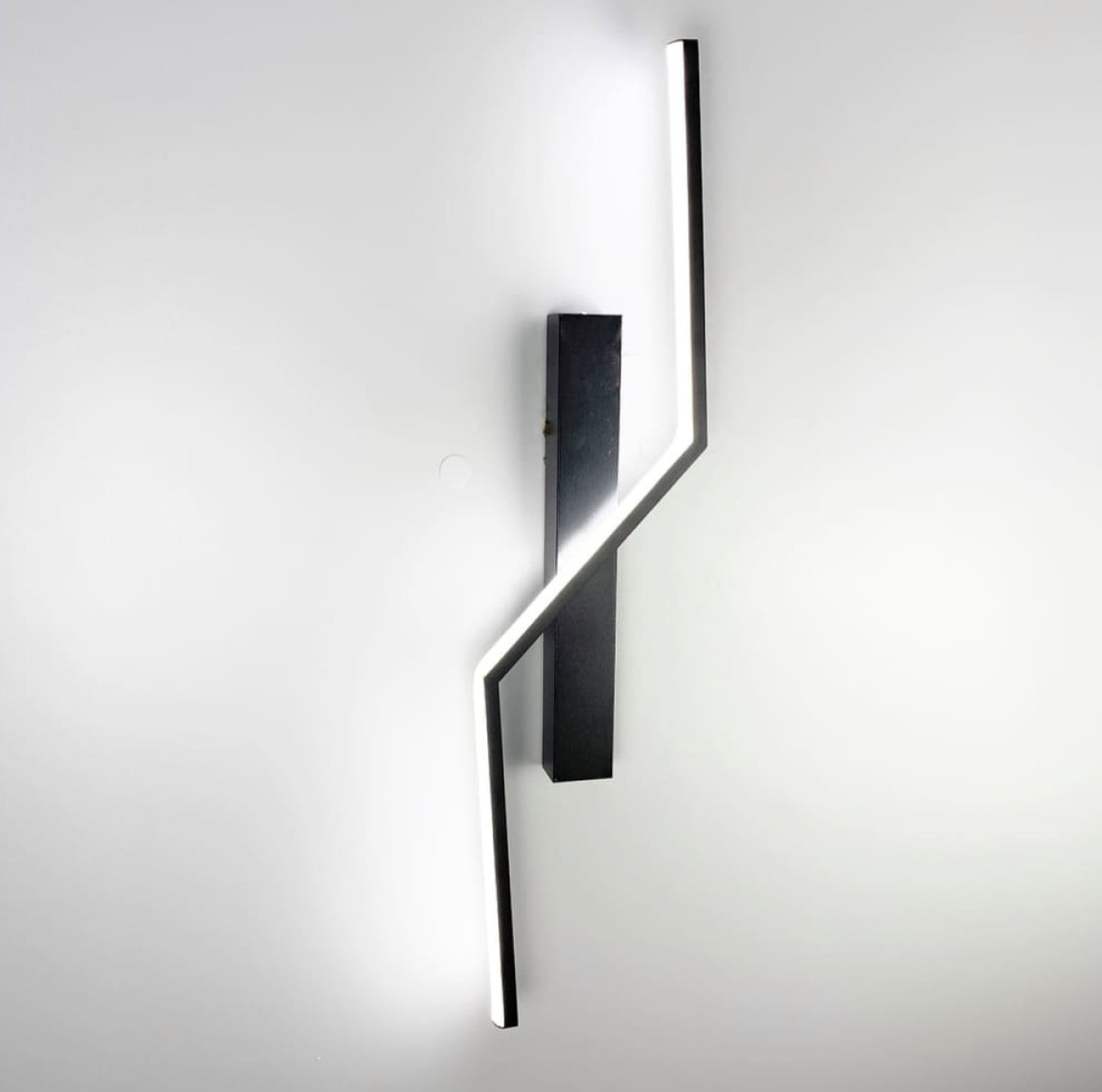 Лівий настінний світильник у чорному корпусі 60 см YG319/600L (Лівий+Правий) 